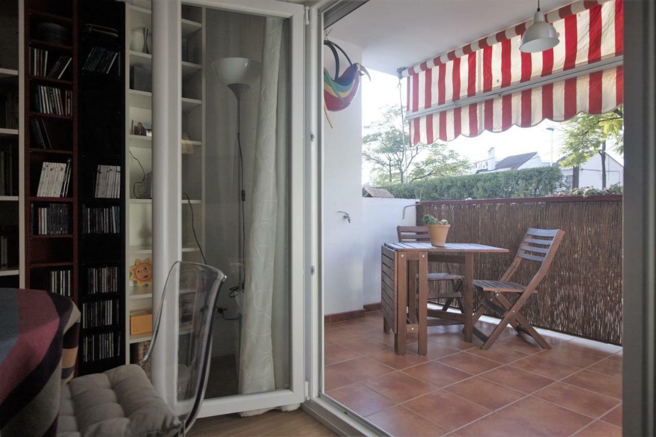 Bonito Apart. Con Parking Y Piscina Mairena del Aljarafe Bagian luar foto