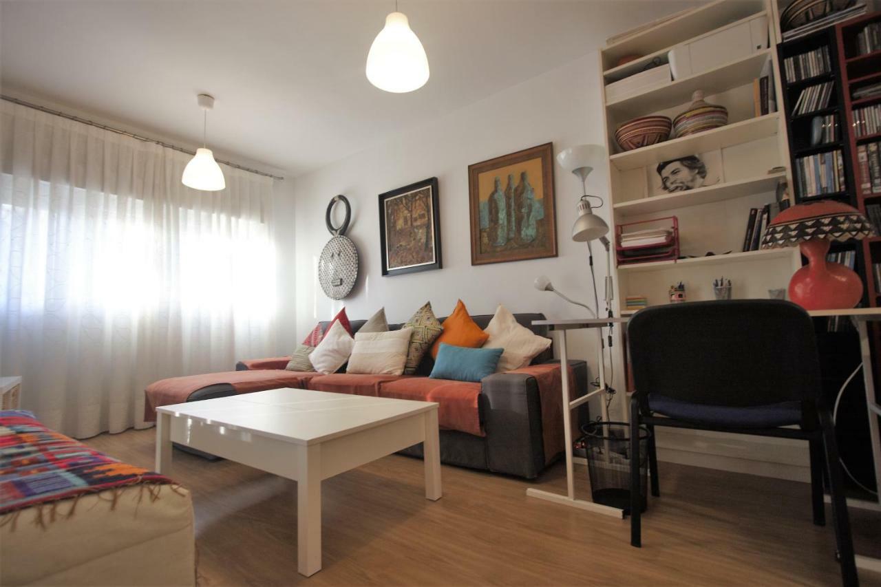 Bonito Apart. Con Parking Y Piscina Mairena del Aljarafe Bagian luar foto