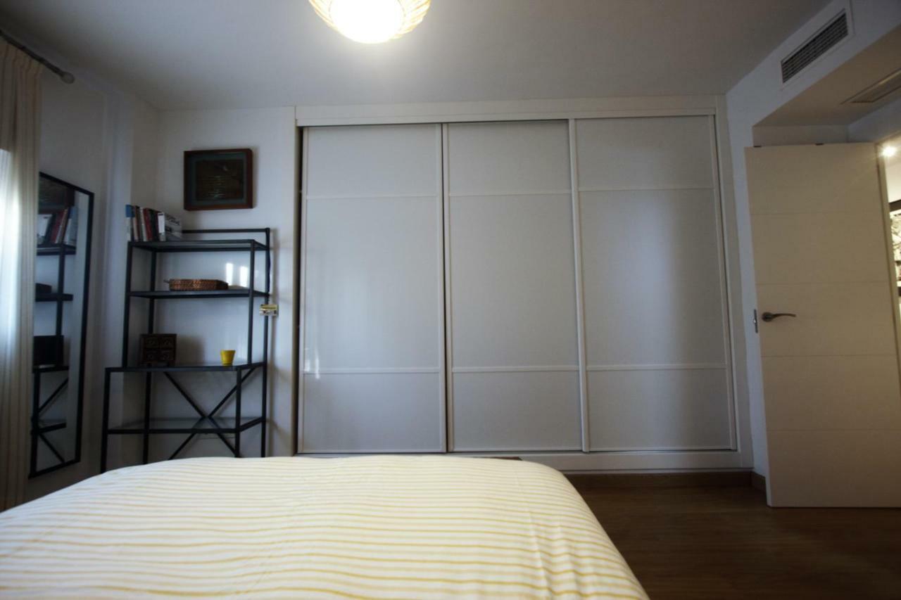 Bonito Apart. Con Parking Y Piscina Mairena del Aljarafe Bagian luar foto