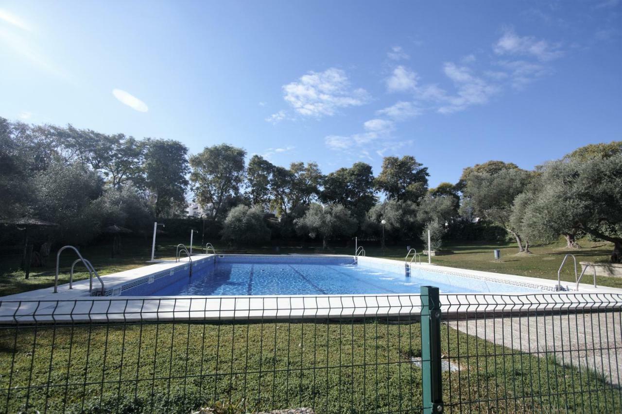 Bonito Apart. Con Parking Y Piscina Mairena del Aljarafe Bagian luar foto